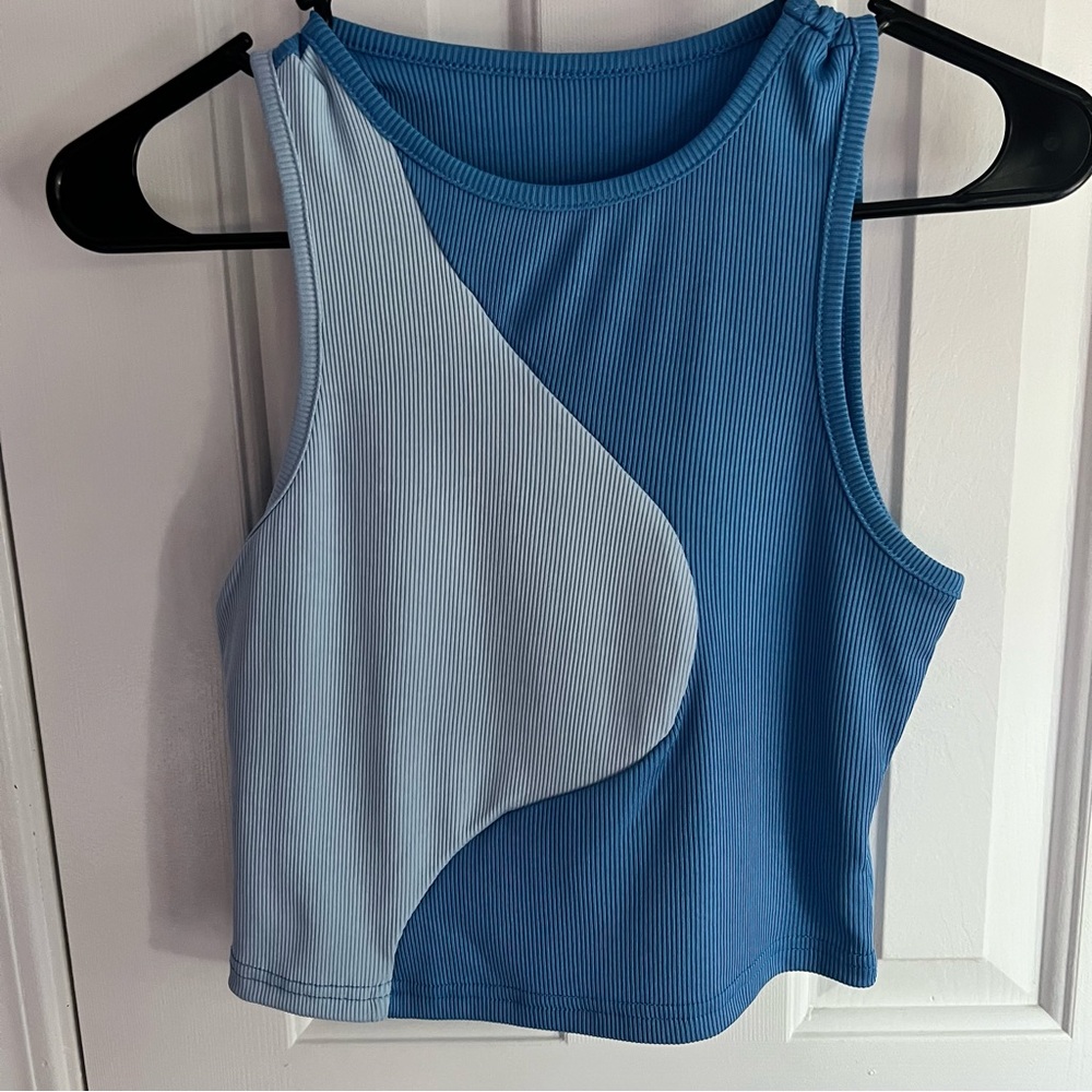 Cropped tank